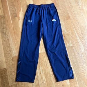 Under Armour youth large pants.